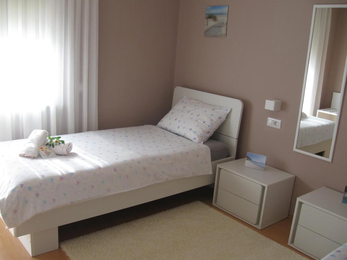 Ane Apartment Loborika Εξωτερικό φωτογραφία